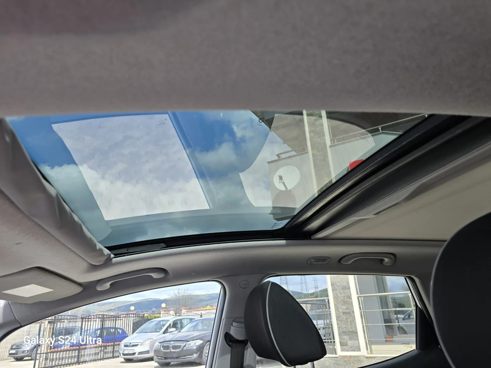 Kia Venga 1.4CRDI, снимка 15 - Автомобили и джипове - 54234833