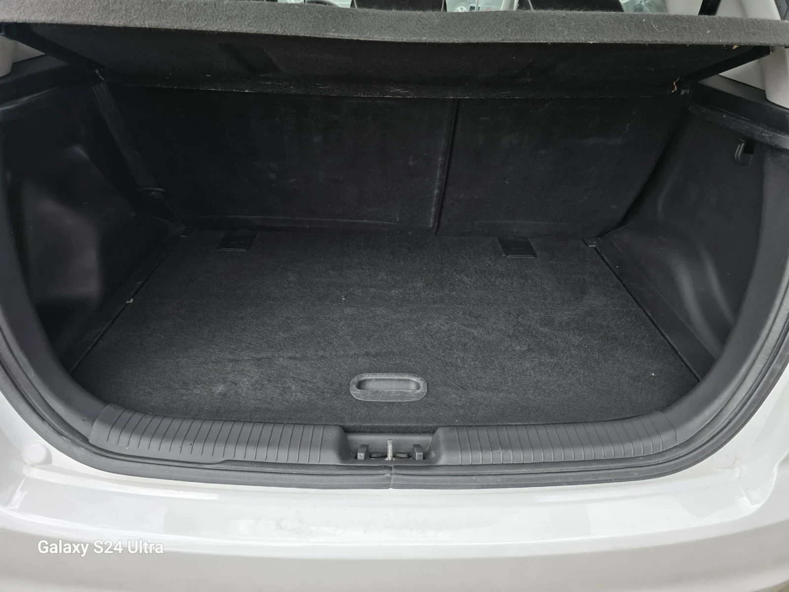 Kia Venga 1.4CRDI, снимка 14 - Автомобили и джипове - 54234833