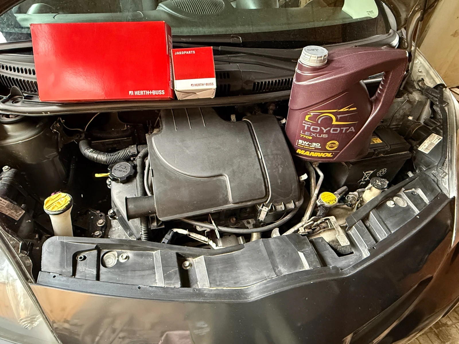 Toyota Aygo 1.0VVTI Топ състояния като нова, снимка 15 - Автомобили и джипове - 54658084