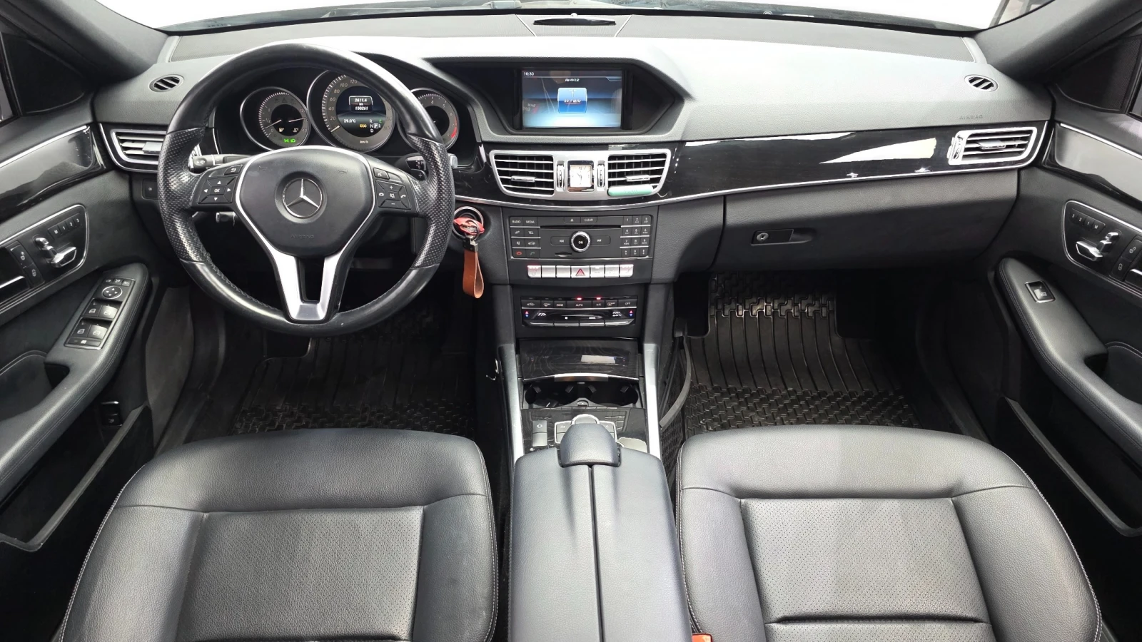 Mercedes-Benz E 200 2.0 Avantgarde, снимка 6 - Автомобили и джипове - 55144580