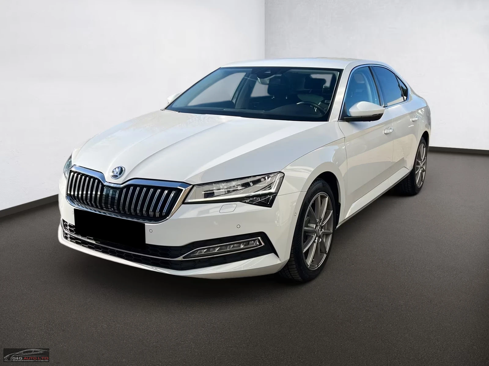 Skoda Superb 2.0/LIMITED EDITION/4X4/NAVI/ACC/KLESS/360/574z, снимка 2 - Автомобили и джипове - 55222216