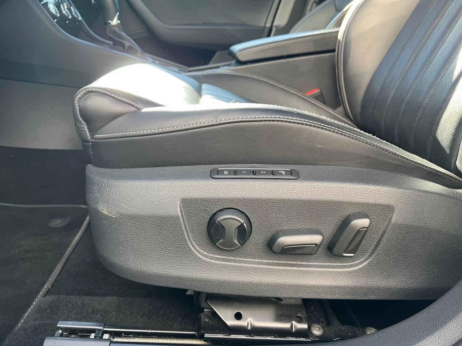 Skoda Superb 2.0/LIMITED EDITION/4X4/NAVI/ACC/KLESS/360/574z, снимка 15 - Автомобили и джипове - 55222216