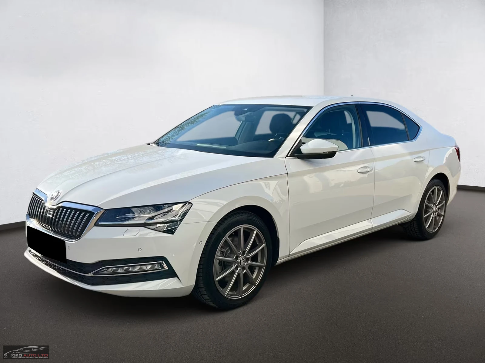 Skoda Superb 2.0/LIMITED EDITION/4X4/NAVI/ACC/KLESS/360/574z