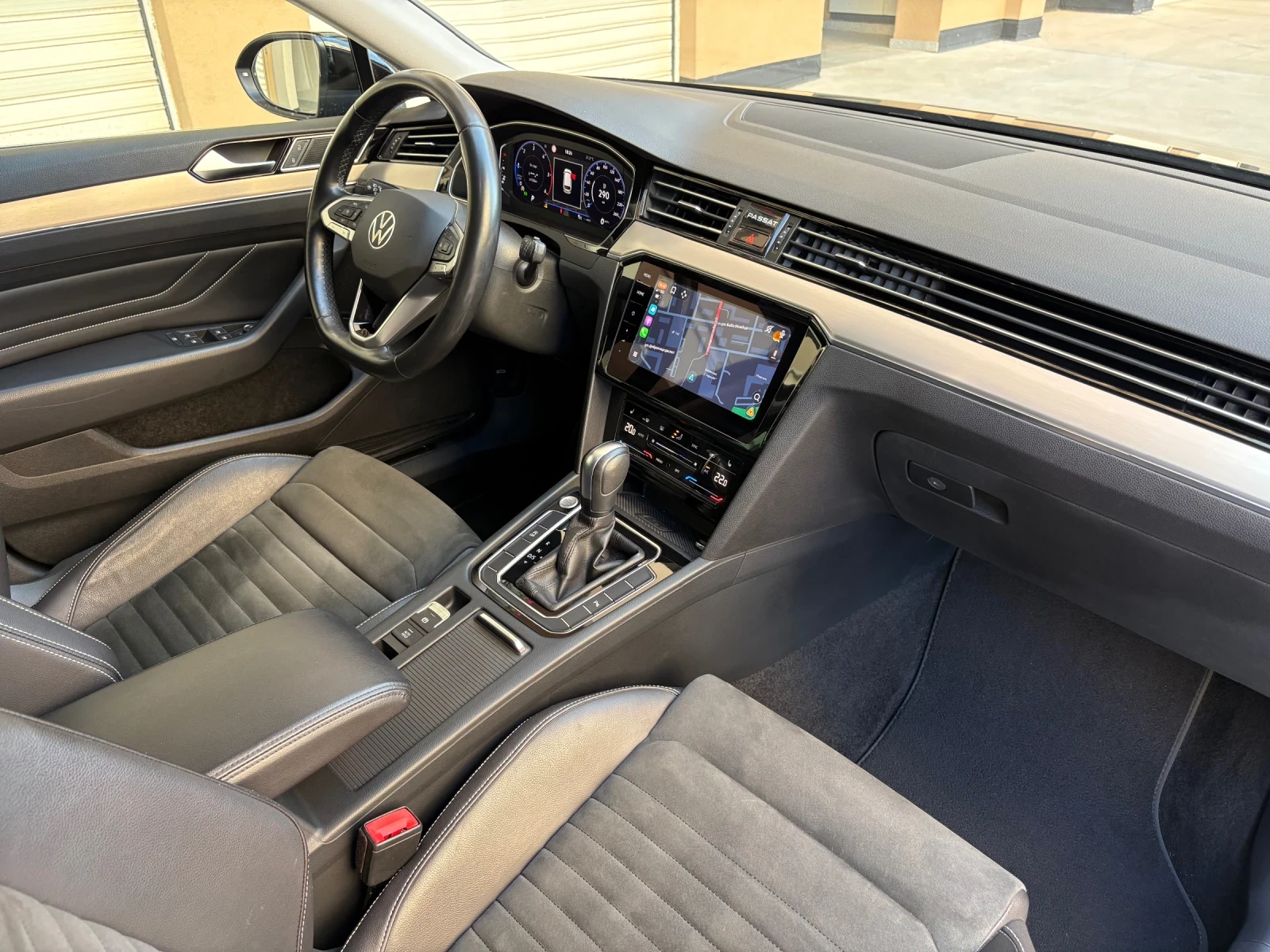 VW Passat Elegance, Digital, Камера, Сервизна История, снимка 9 - Автомобили и джипове - 55545033