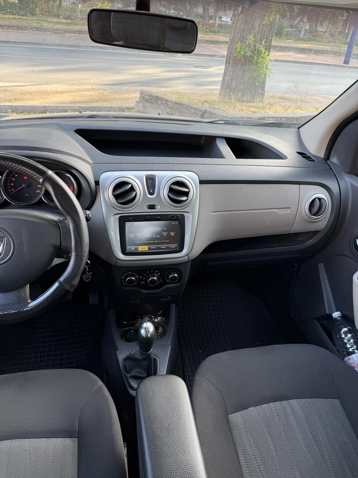 Dacia Dokker 1.6, снимка 5 - Автомобили и джипове - 56007532