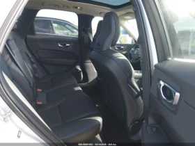 Volvo XC60 T5 MOMENTUM, снимка 11