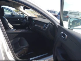 Volvo XC60 T5 MOMENTUM, снимка 10