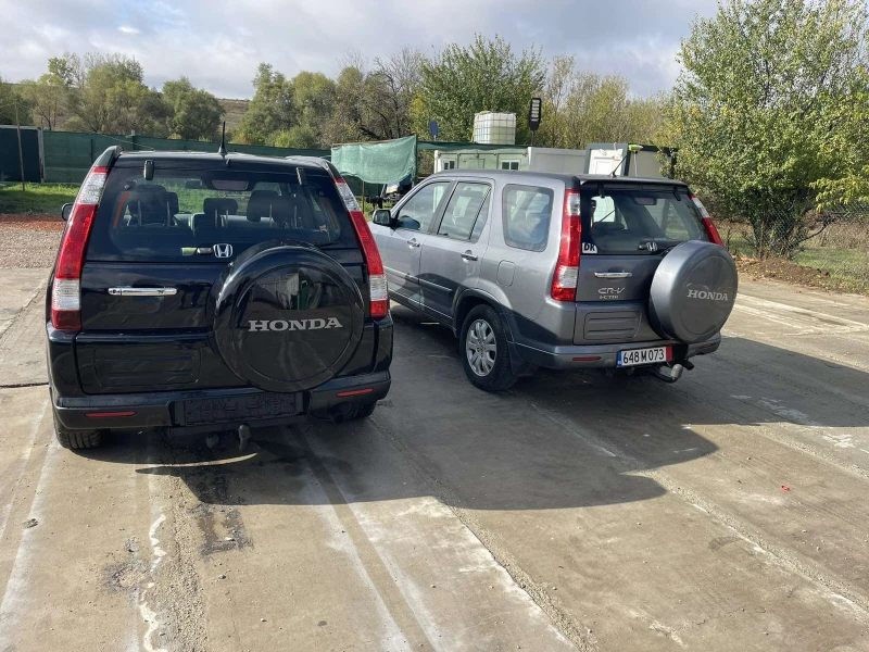 Honda Cr-v 2.00 i, снимка 4 - Автомобили и джипове - 47498226