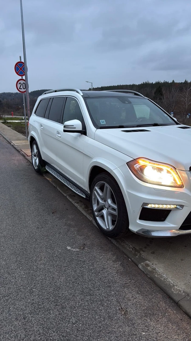Mercedes-Benz GL 550 Нов двигател / FULL ЕКСТРИ / 100% ОБСЛУЖЕН / , снимка 2 - Автомобили и джипове - 52643955