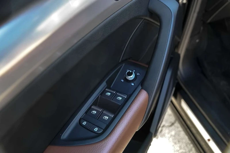 Audi Q5 * quattro Prestige * CARFAX * ЦЕНА ДО БГ, снимка 17 - Автомобили и джипове - 53384452