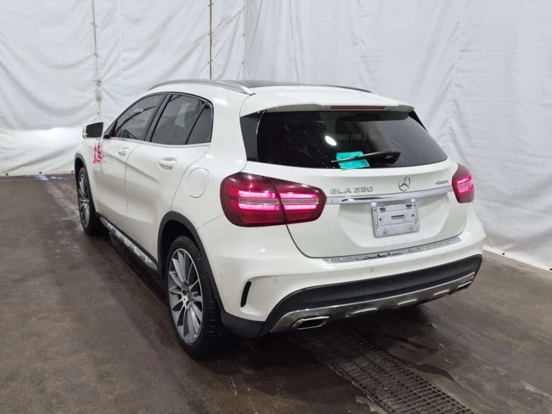 Mercedes-Benz GLA * 250 * CARFAX * ЦЕНА ДО БГ, снимка 6 - Автомобили и джипове - 53524565