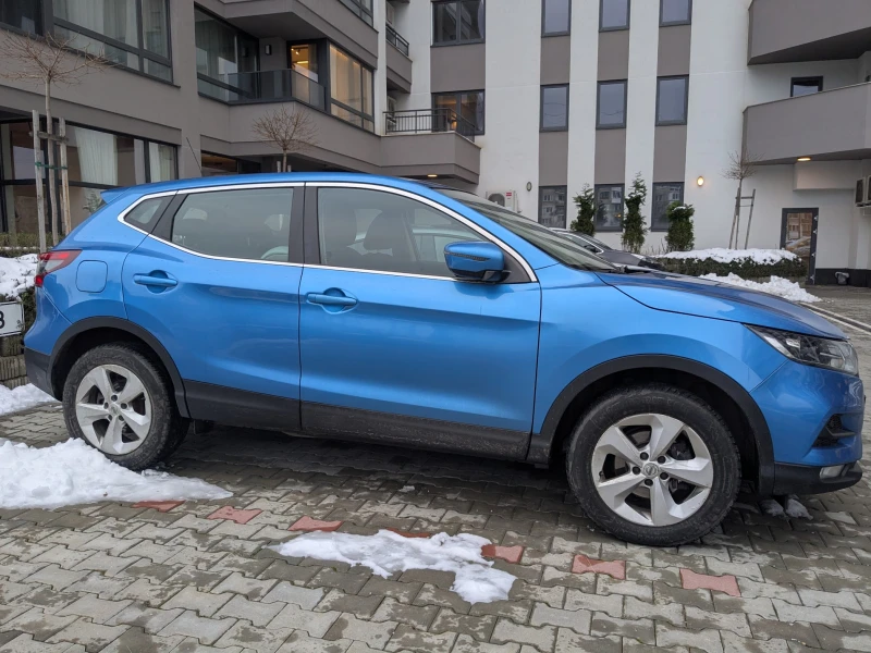 Nissan Qashqai 1.3i 140hp - Accenta, снимка 2 - Автомобили и джипове - 53585099
