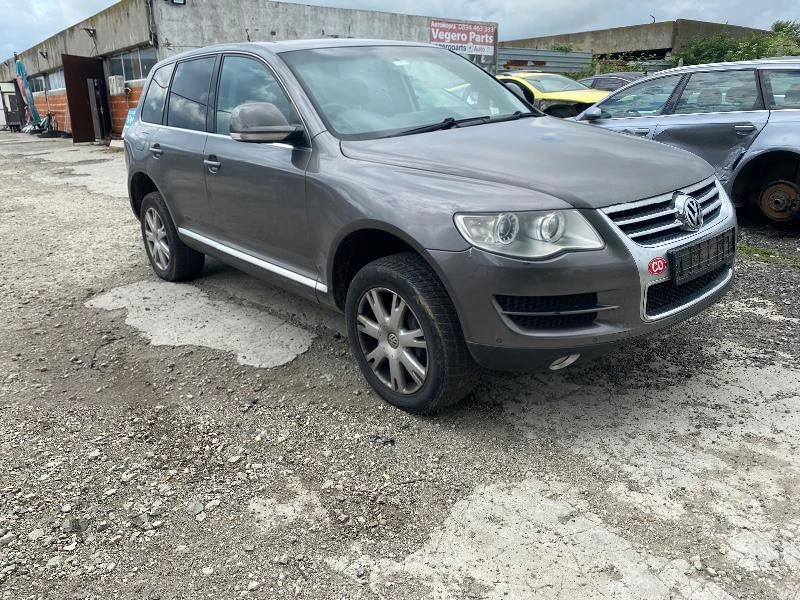 VW Touareg, снимка 7 - Автомобили и джипове - 38006555