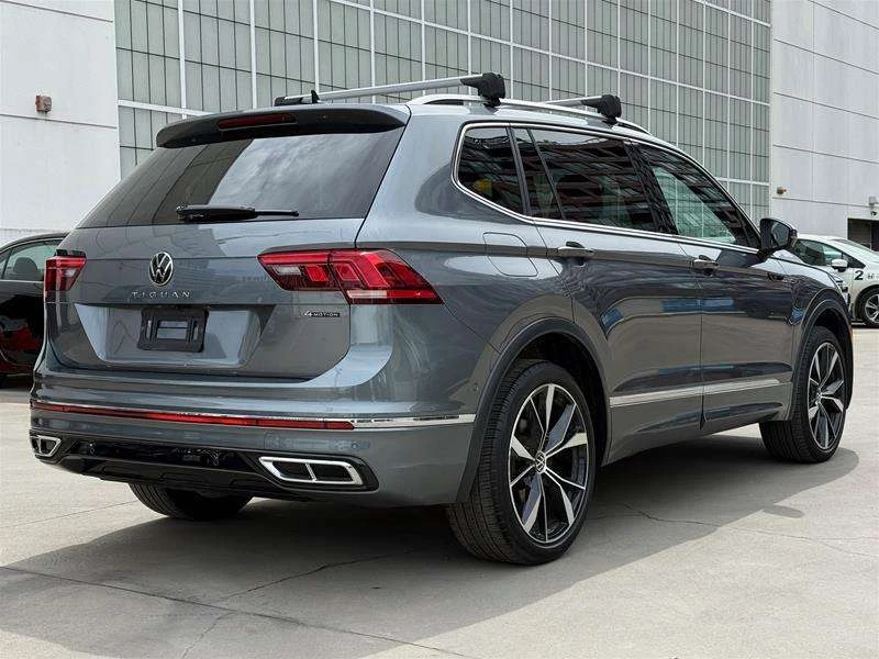 VW Tiguan ПАНОРАМА / КОЖА / R LINE / ЦЕНА ДО БГ , снимка 7 - Автомобили и джипове - 54989263