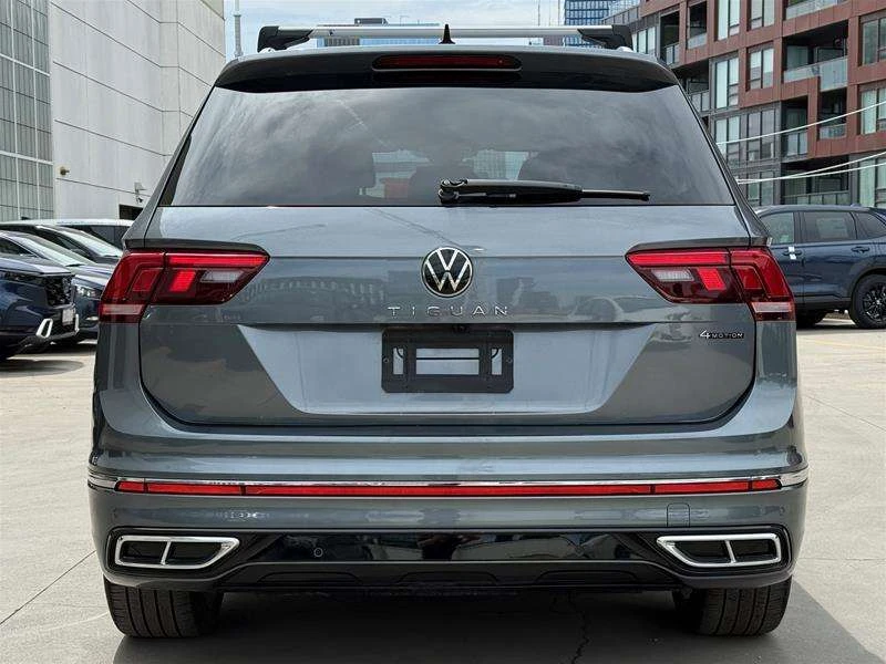 VW Tiguan ПАНОРАМА / КОЖА / R LINE / ЦЕНА ДО БГ , снимка 5 - Автомобили и джипове - 54989263