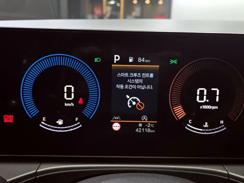 Hyundai Santa fe GASOLINE 2.5T 4WD EXCLUSIVE, снимка 8 - Автомобили и джипове - 55307709