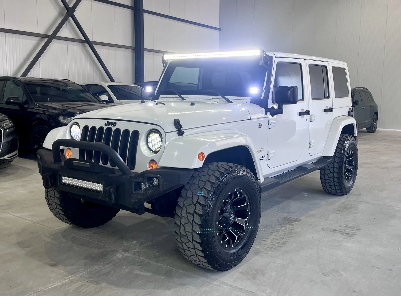 Jeep Wrangler Sahara Unlimited OFF Road, снимка 1