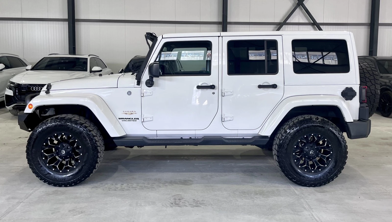 Jeep Wrangler Sahara Unlimited OFF Road - изображение 8