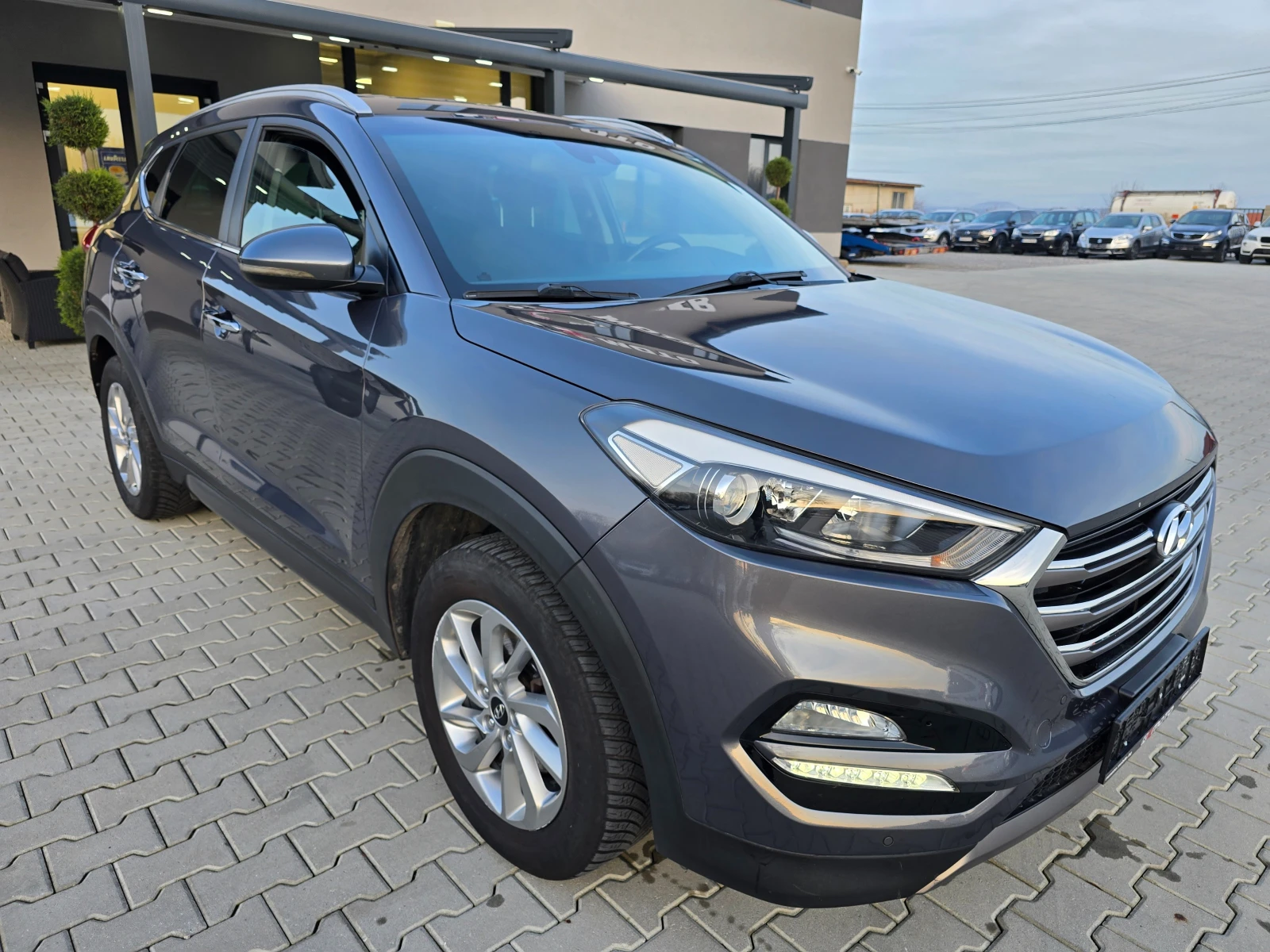 Hyundai Tucson 1.7D, Камера, Подгрев, Лед, Нави, Евро 6! - изображение 2