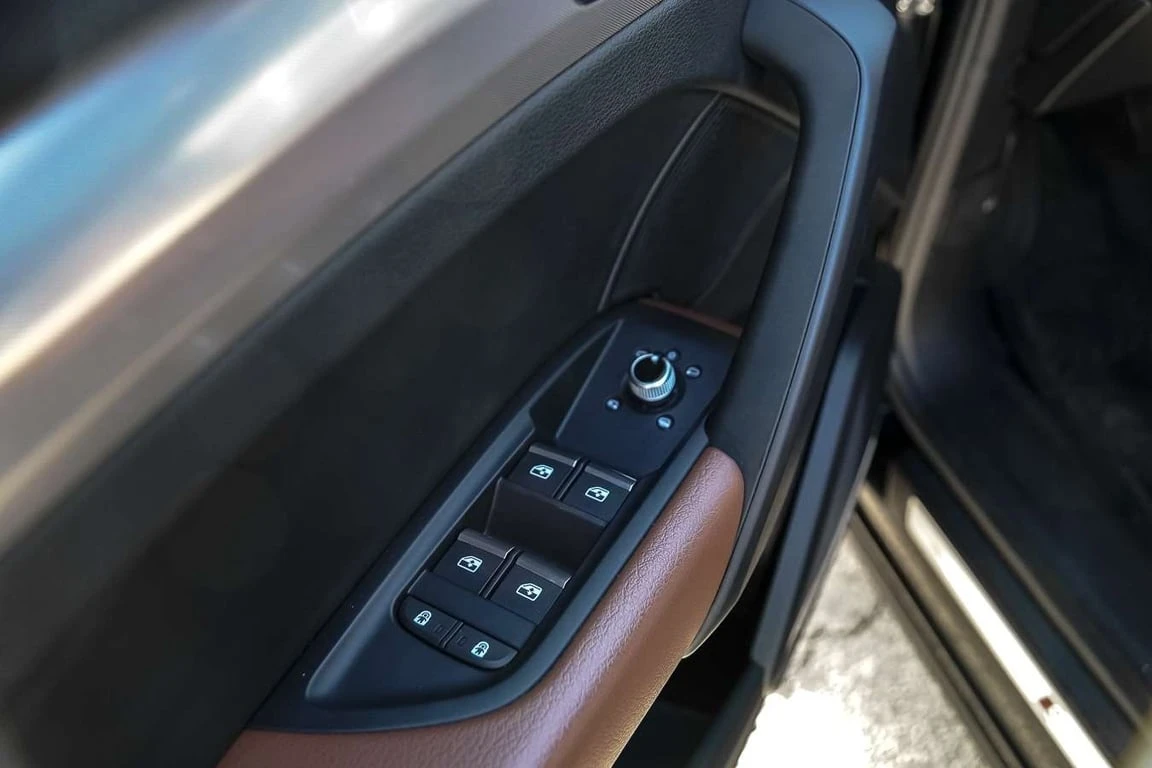 Audi Q5 * quattro Prestige * CARFAX * ���� �� �� | Mobile.bg � ����������� 17