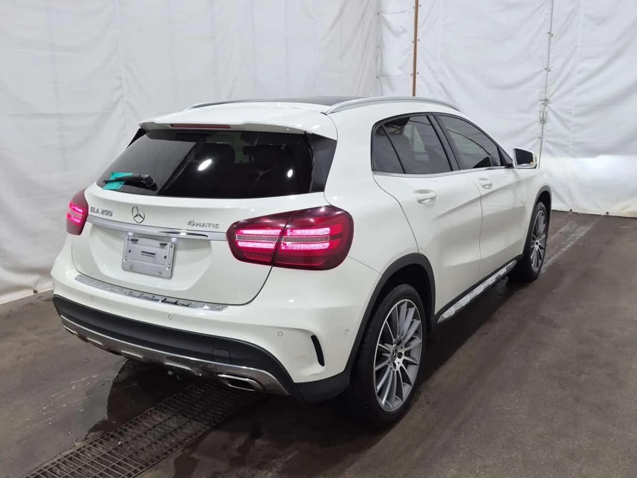Mercedes-Benz GLA * 250 * CARFAX * ЦЕНА ДО БГ - изображение 4