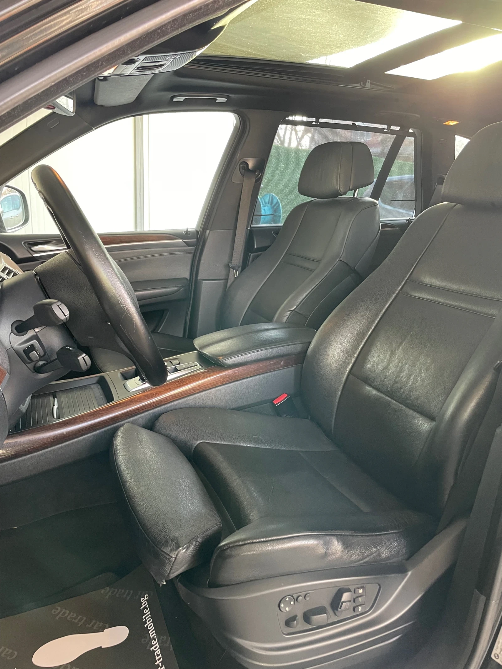 BMW X5 235/М57/ПАНО/СТЕПЕНКИ/ЧЕРЕН ТАВАН/МЕМОРИ/НОВИГУМИ - изображение 8