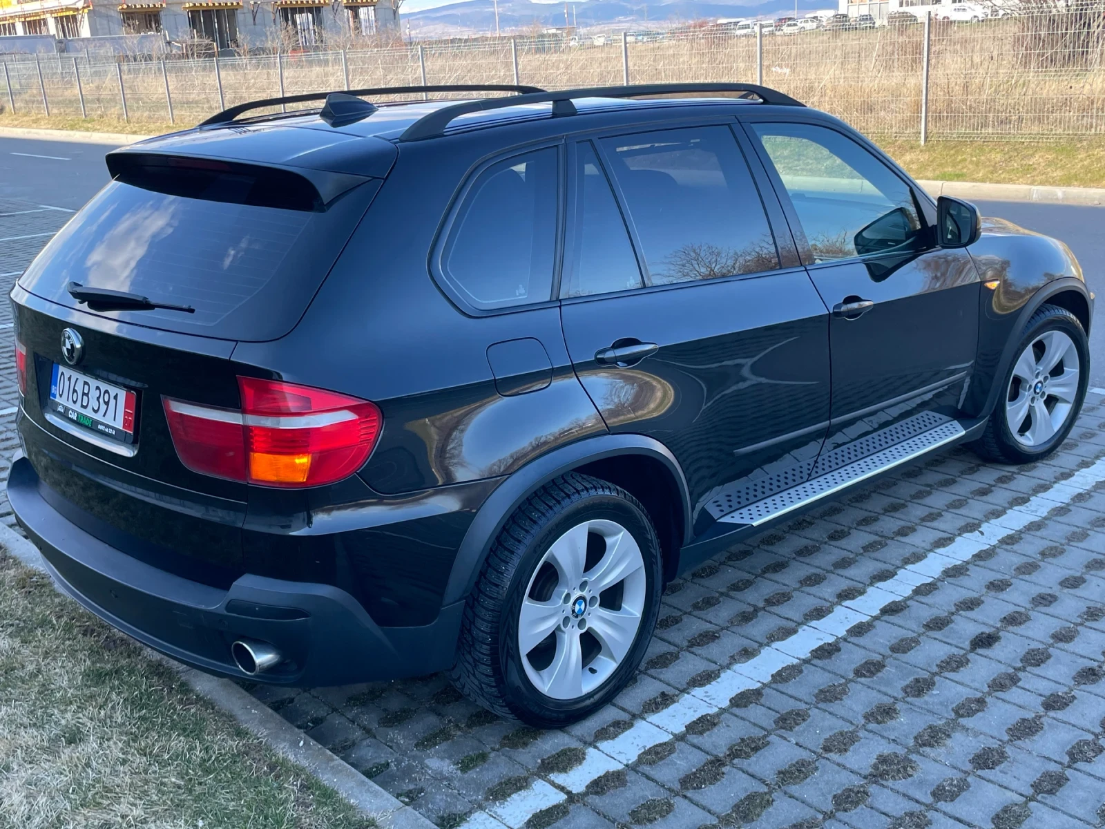 BMW X5 235/М57/ПАНО/СТЕПЕНКИ/ЧЕРЕН ТАВАН/МЕМОРИ/НОВИГУМИ - изображение 4