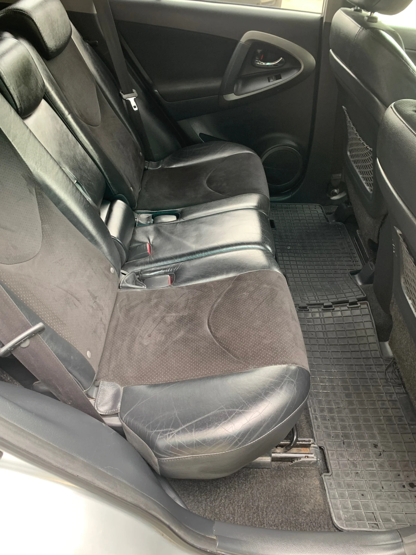 Toyota Rav4 2.2 D CAT , снимка 16 - Автомобили и джипове - 54552548