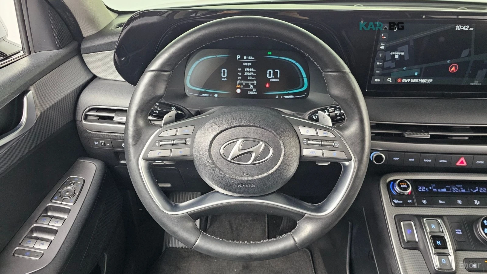 Hyundai Palisade * 3.8* 4WD* ПОДГРЕВ* ОБДУХВАНЕ* КАМЕРА* NAVI* LED*, снимка 13 - Автомобили и джипове - 54916682