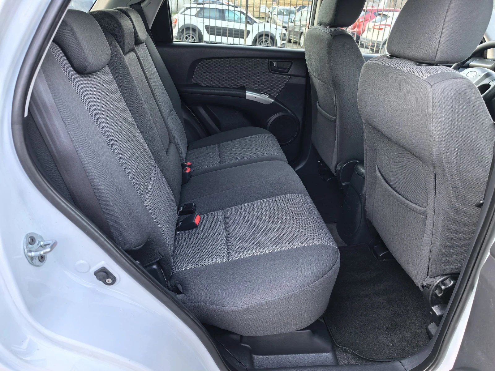 Kia Sportage 2, 0i GPL | Mobile.bg � ����������� 14