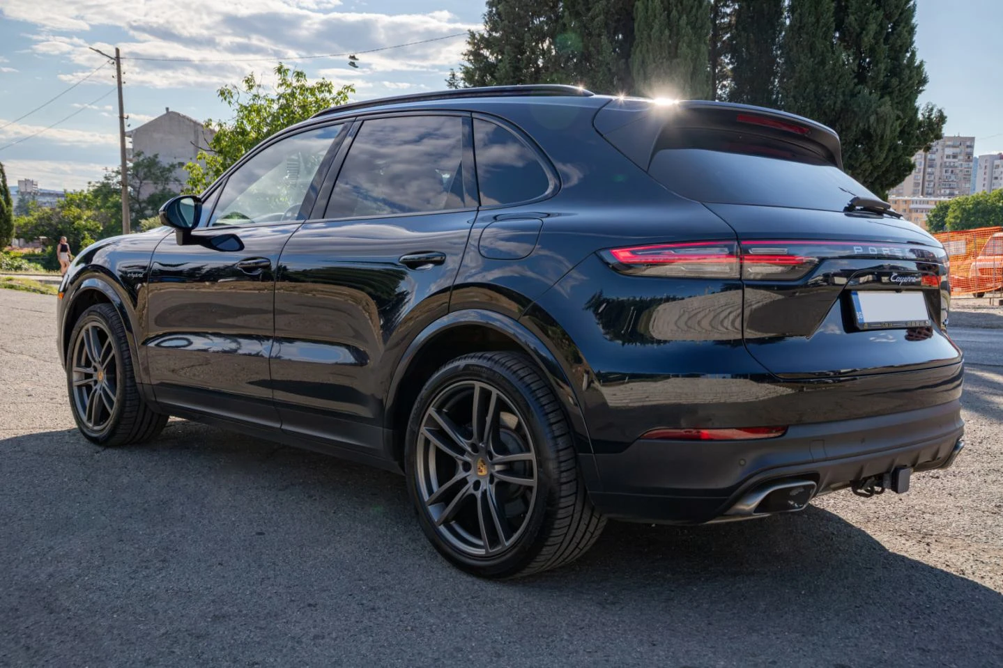 Porsche Cayenne E-Hybrid Sport Chrono Камери CarPlay, снимка 3 - Автомобили и джипове - 55619032