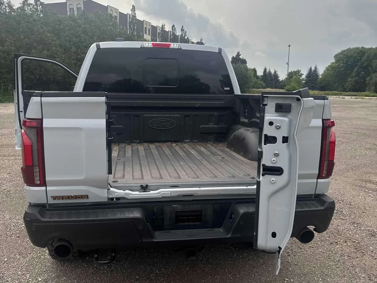 Ford F150 * Tremor * CARFAX * ОПЦИЯ ЗА ФИНАНСИРАНЕ, снимка 13 - Автомобили и джипове - 55647565