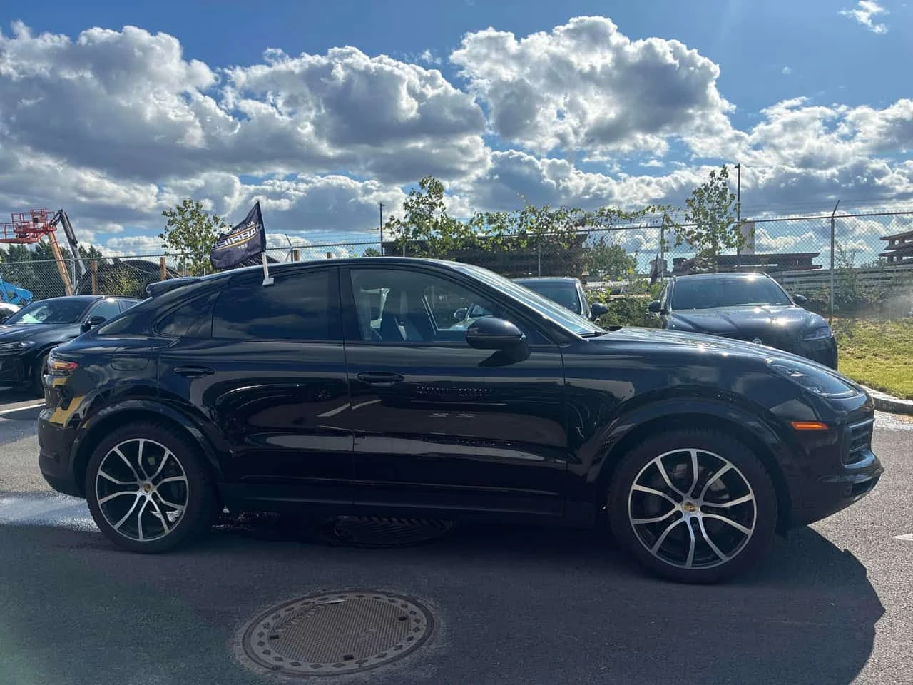 Porsche Cayenne S  COUPE CARFAX, снимка 3 - Автомобили и джипове - 55700255