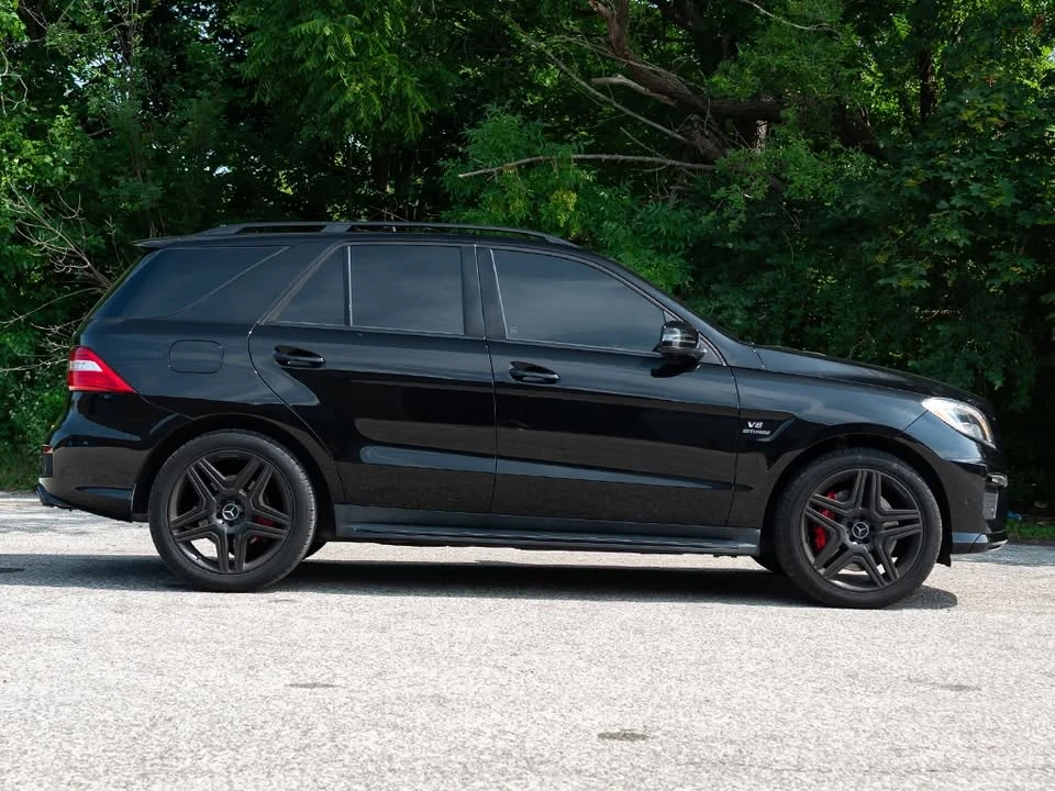 Mercedes-Benz ML 63 AMG * 4MATIC* АВТОКРЕДИТ БЕЗ ПЪРВОНАЧАЛНА ВНОСКА* , снимка 6 - Автомобили и джипове - 55789844