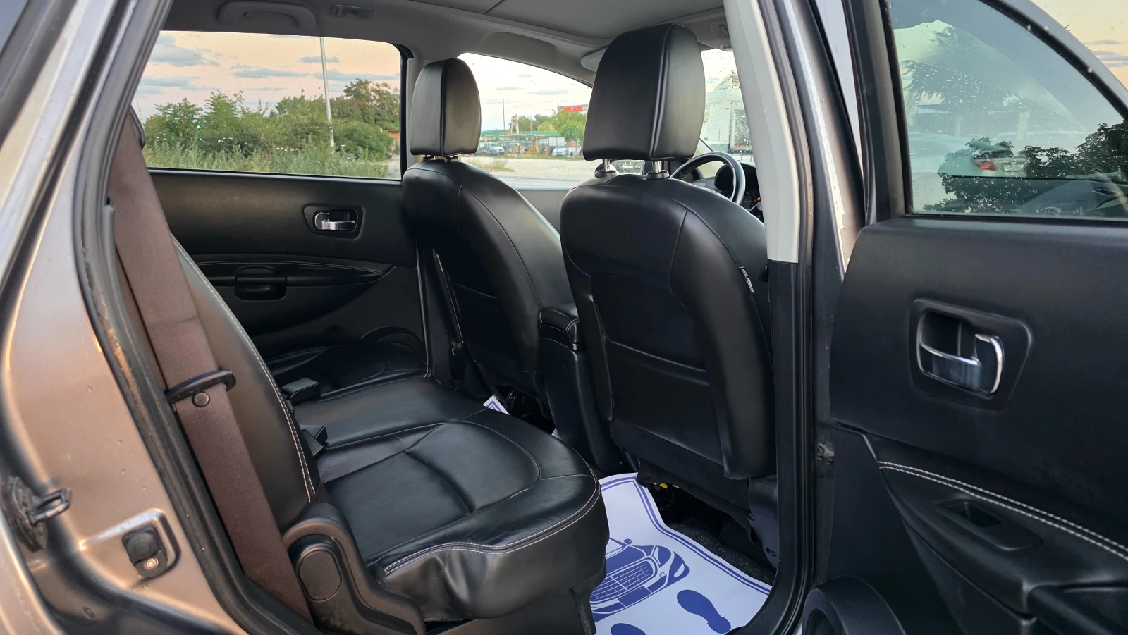 Nissan Qashqai 2.0i/141hp/7m/4X4/FUL-FUL, снимка 11 - Автомобили и джипове - 56133986