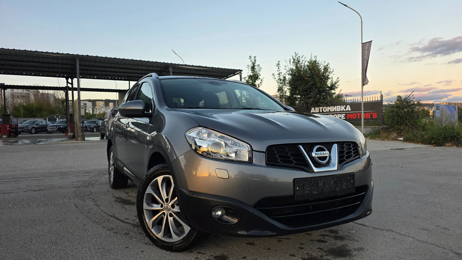 Nissan Qashqai 2.0i/141hp/7m/4X4/FUL-FUL, снимка 3 - Автомобили и джипове - 56133986