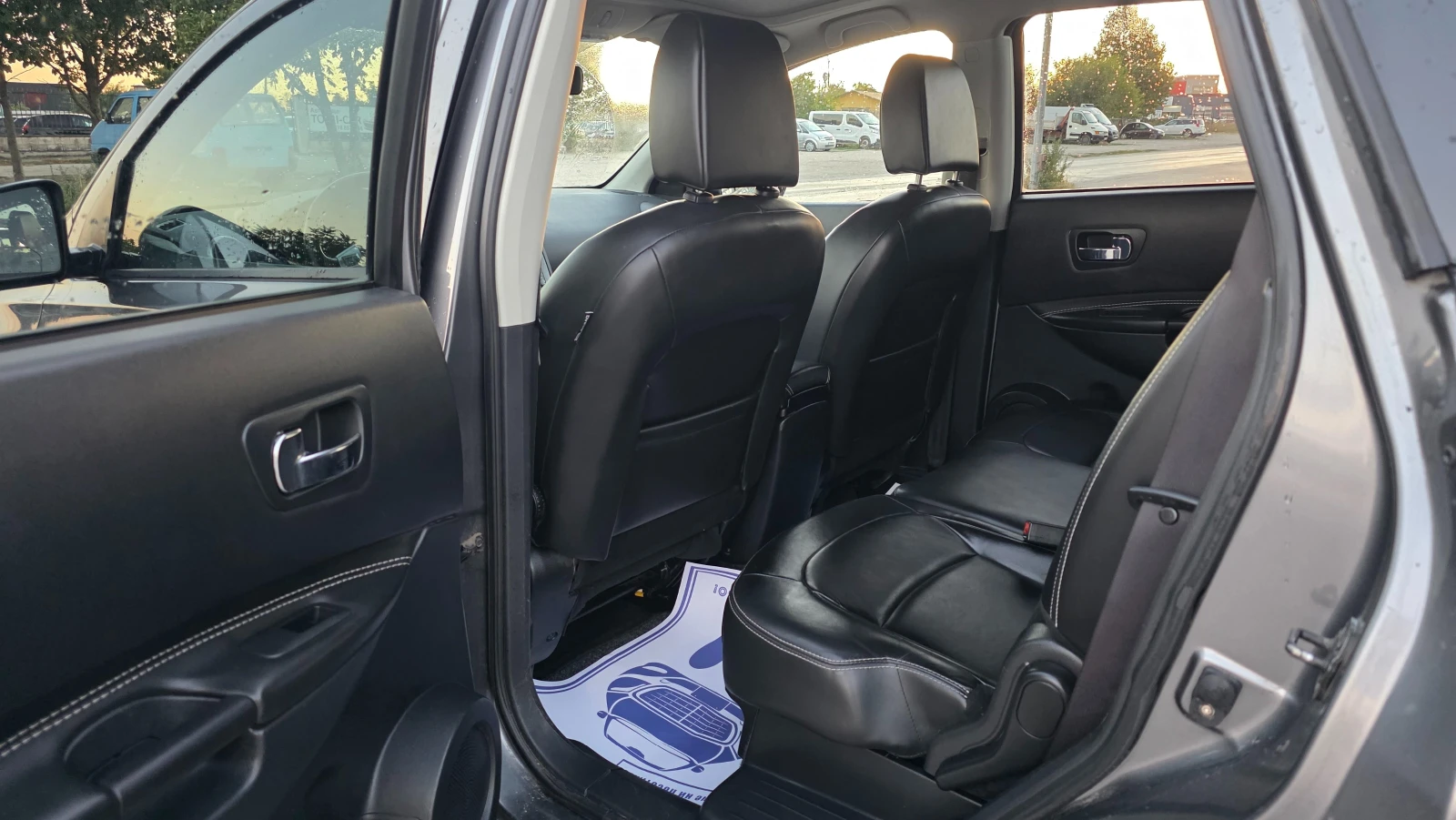 Nissan Qashqai 2.0i/141hp/7m/4X4/FUL-FUL, снимка 8 - Автомобили и джипове - 56133986