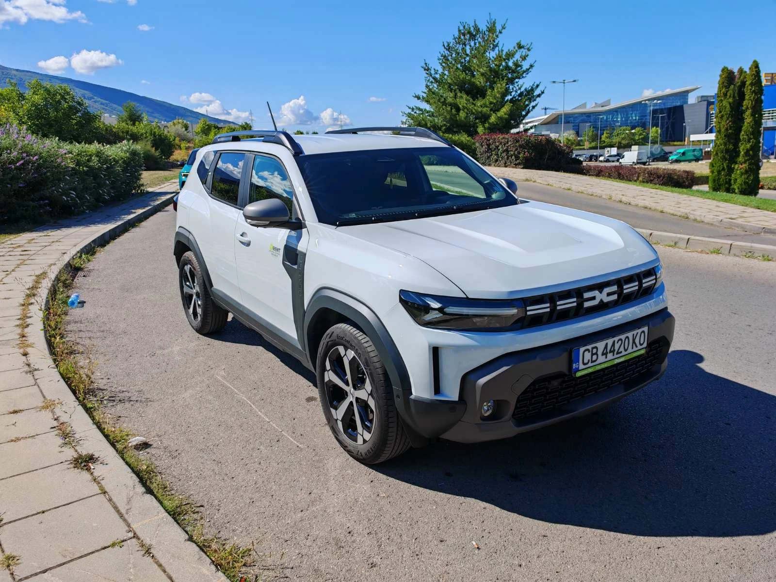 Dacia Duster 1790Евро за получаване, 1.6SCe Hybrid Jurney, снимка 3 - Автомобили и джипове - 56251296