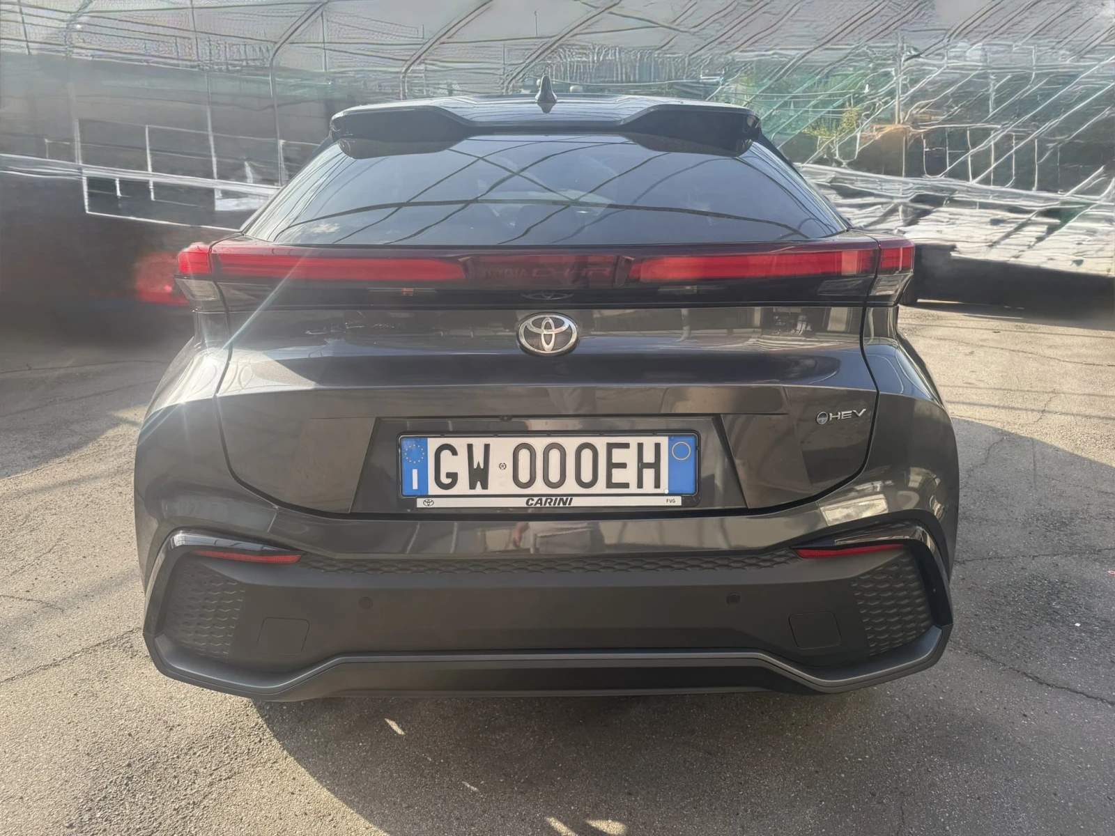 Toyota C-HR 1.8 Hybrid Очакван внос!, снимка 4 - Автомобили и джипове - 56306409