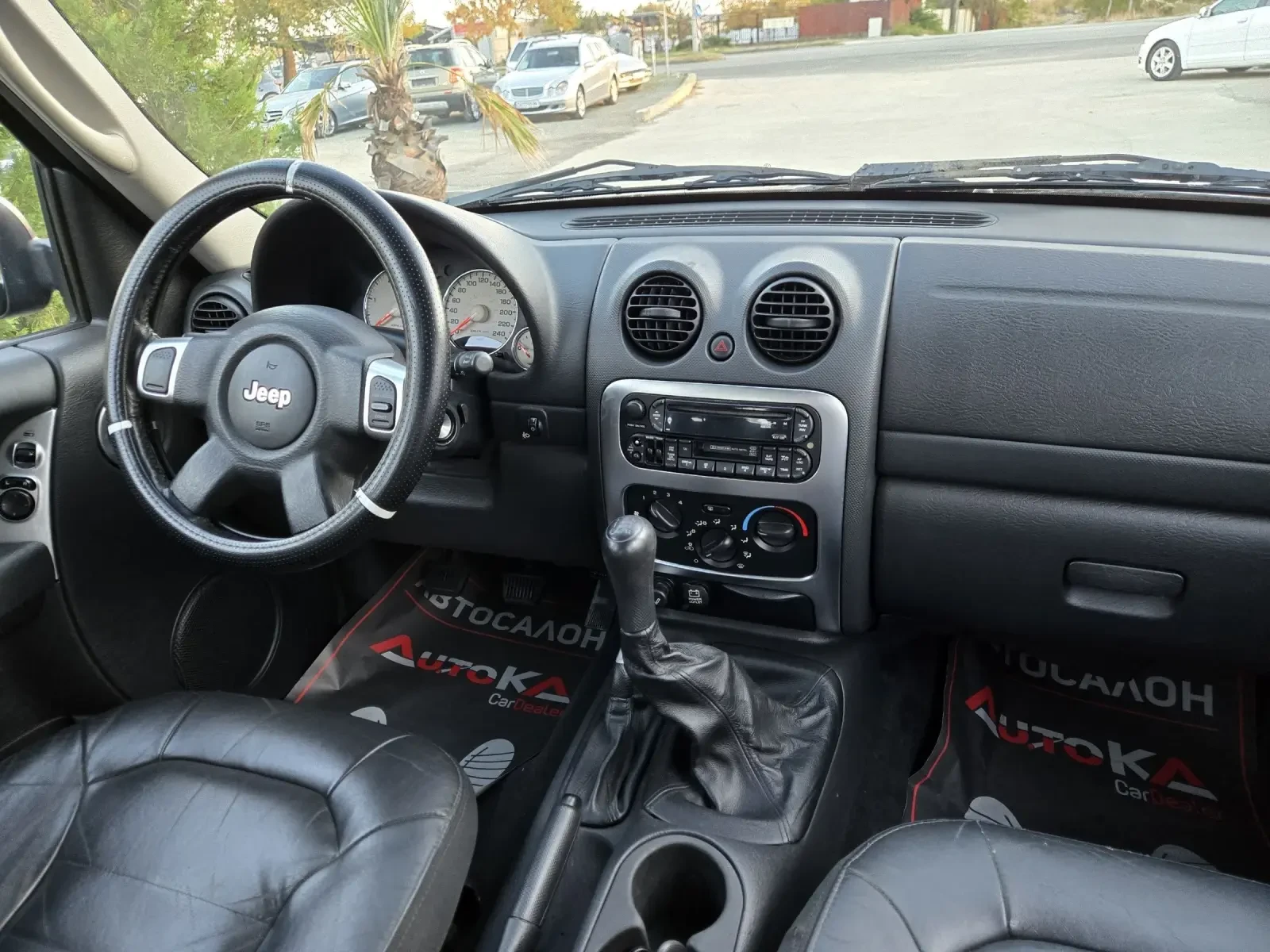 Jeep Cherokee 2.5CRD-143кс= КЛИМАТИК= АВТОПИЛОТ, снимка 13 - Автомобили и джипове - 56646692