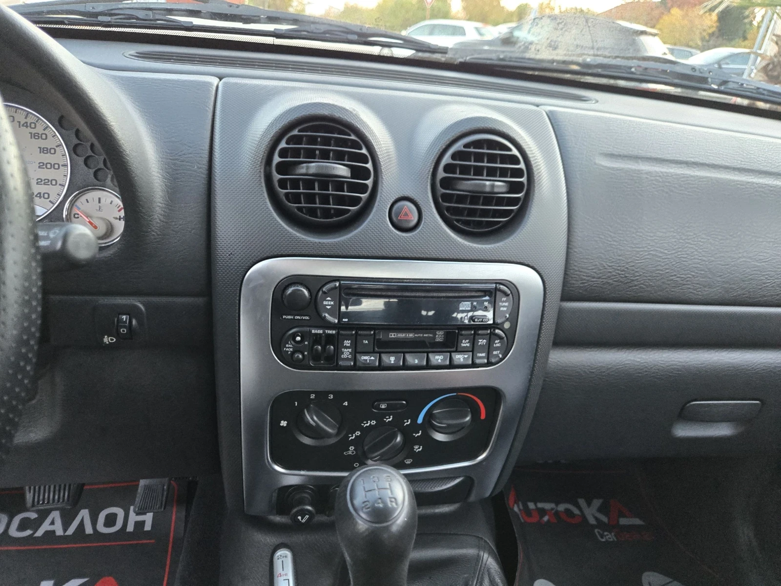 Jeep Cherokee 2.5CRD-143кс= КЛИМАТИК= АВТОПИЛОТ, снимка 16 - Автомобили и джипове - 56646692
