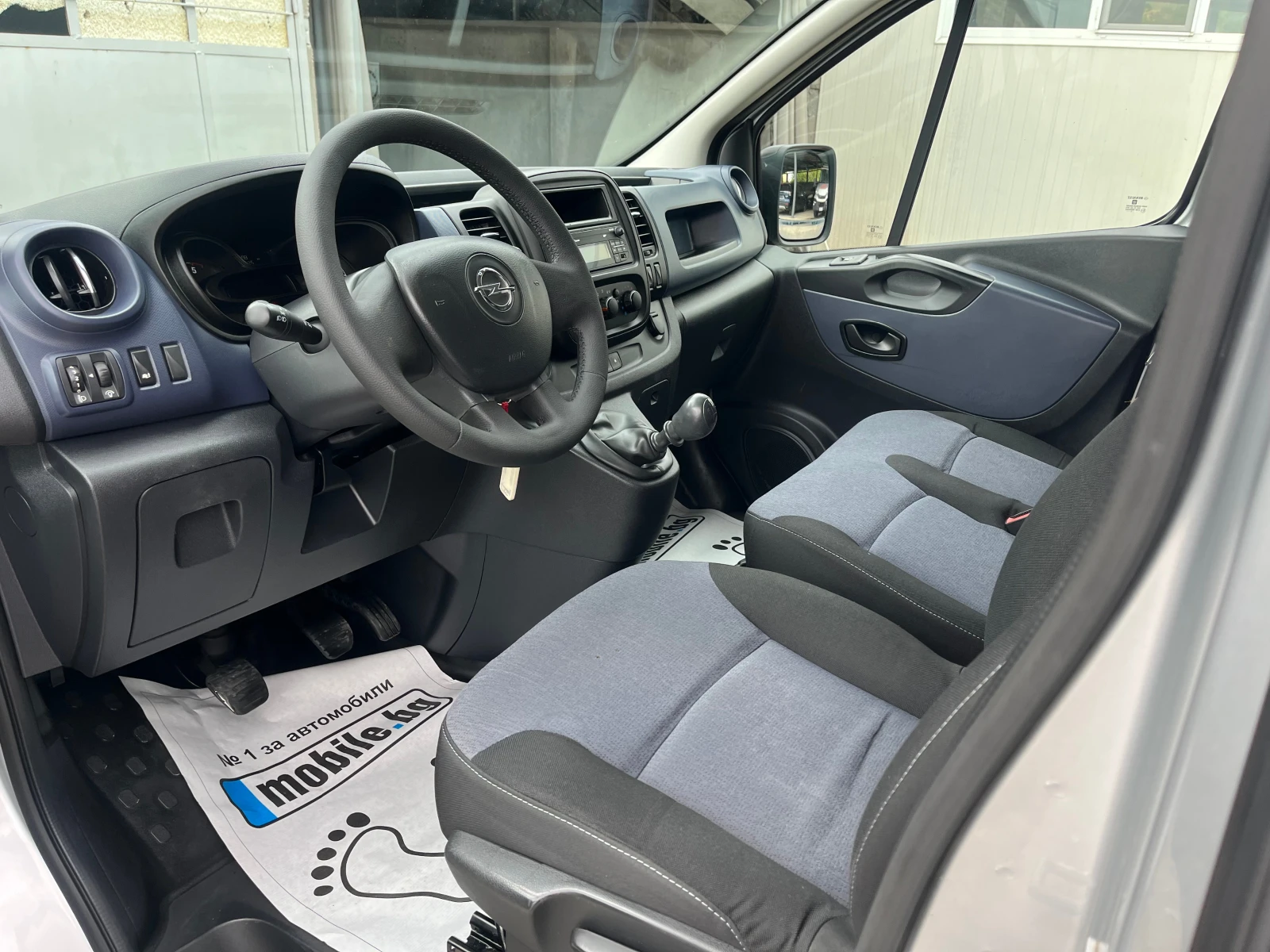 Opel Vivaro 1.6 Diesel 120k.c - изображение 8