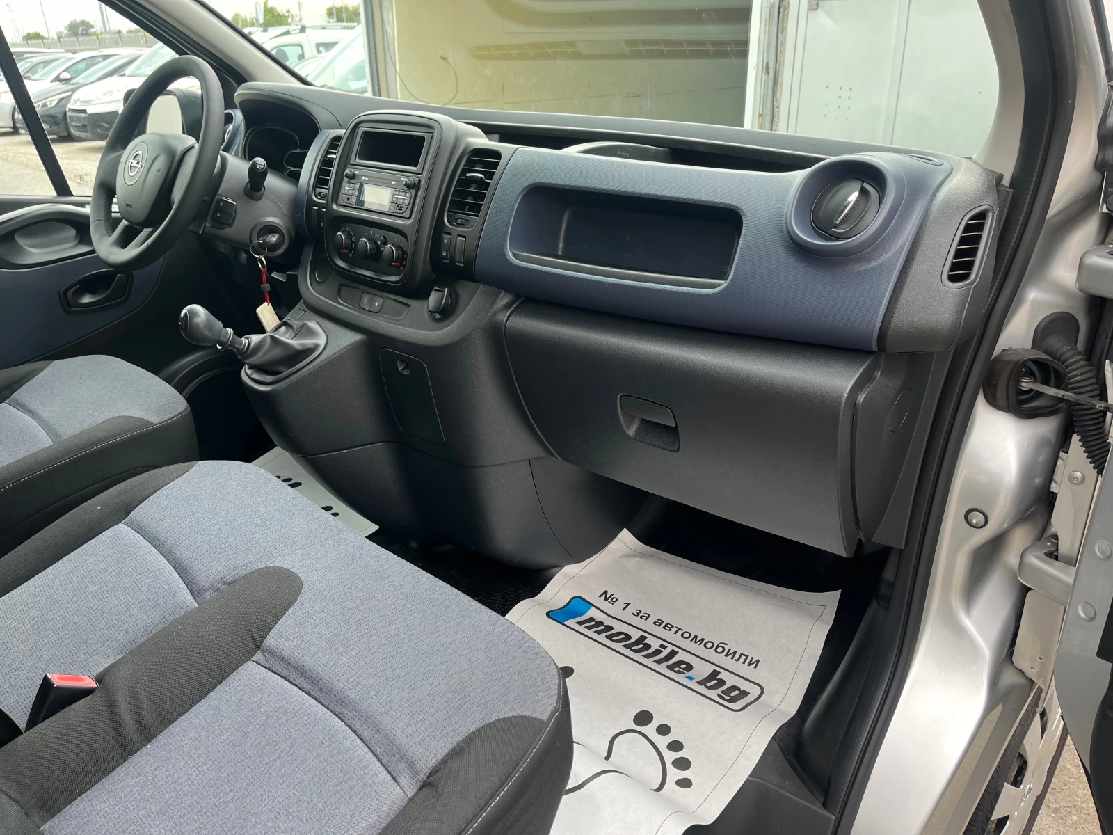 Opel Vivaro 1.6 Diesel 120k.c - изображение 10