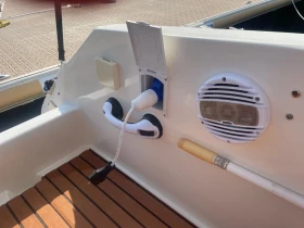   Sea Ray Sundancer 230DA | Mobile.bg    8