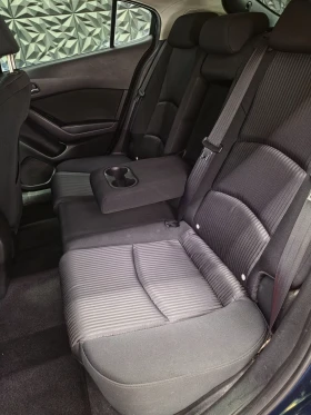 Mazda 3 2.2d* 150к.с* BOSE* SKYACTIVE* HEADUP* KEYLESS, снимка 9