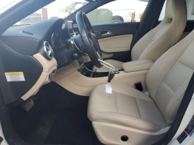 Mercedes-Benz CLA 250 AMG* Harman/Kardon* Keyless* Подгрев* , снимка 7