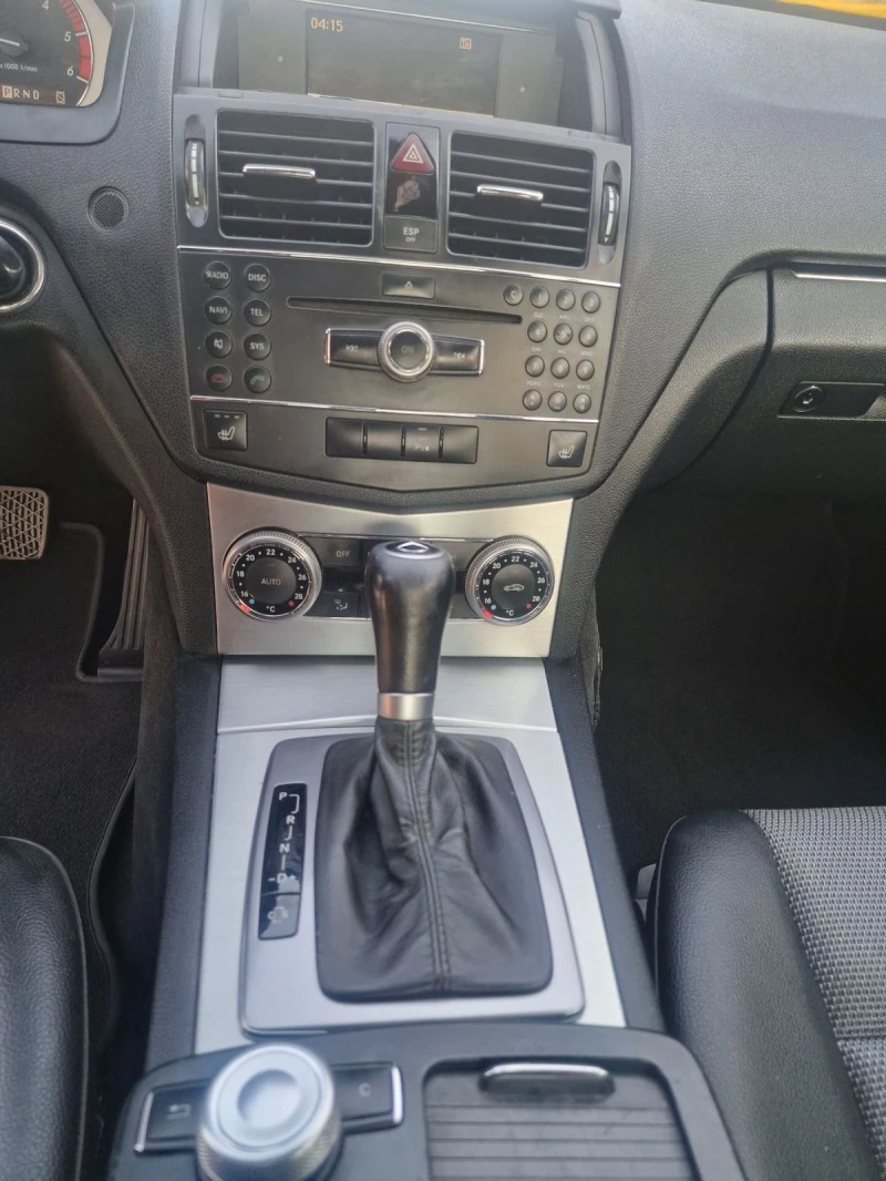 Mercedes-Benz C 220 CDI AVANGARDE, снимка 16 - Автомобили и джипове - 46368370