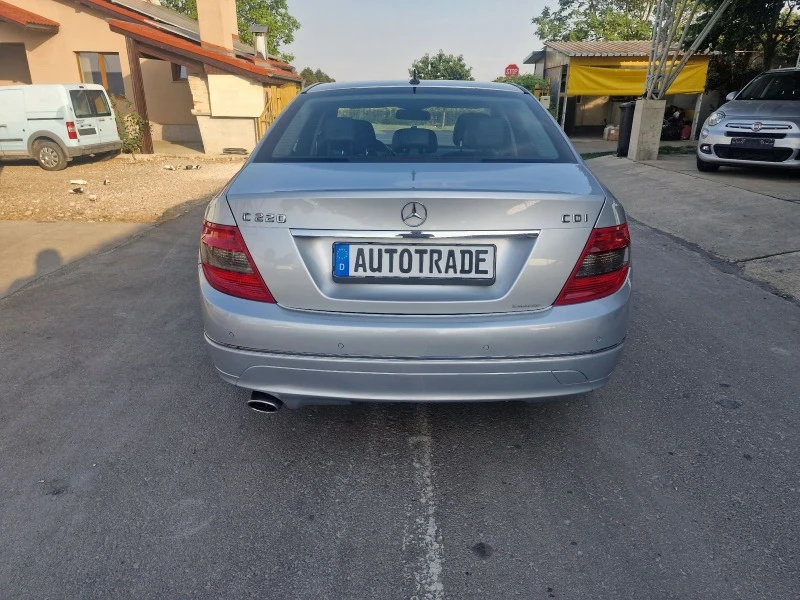 Mercedes-Benz C 220 CDI AVANGARDE, снимка 6 - Автомобили и джипове - 46368370