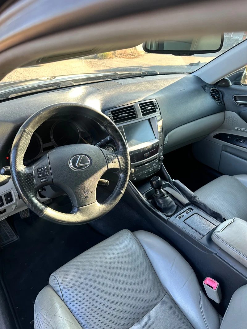 Lexus IS 220d, снимка 7 - Автомобили и джипове - 47667025