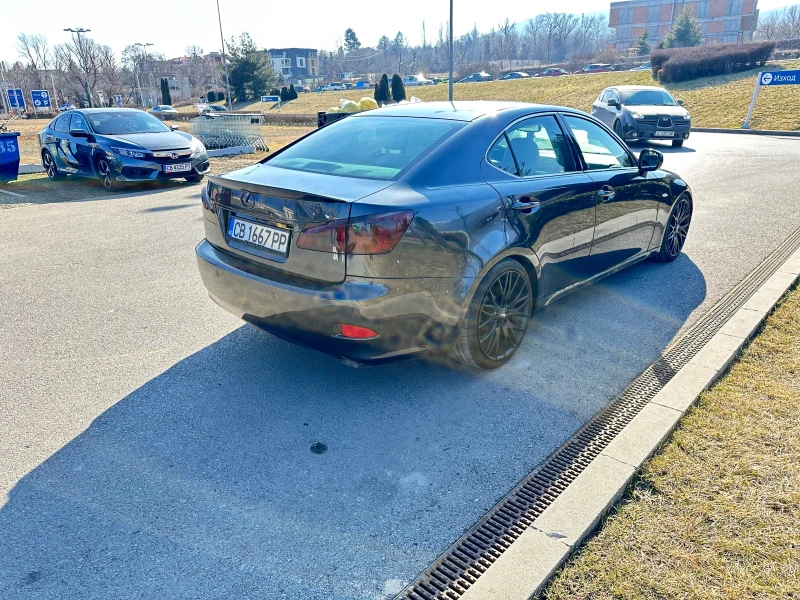 Lexus IS 220d, снимка 7 - Автомобили и джипове - 49545725